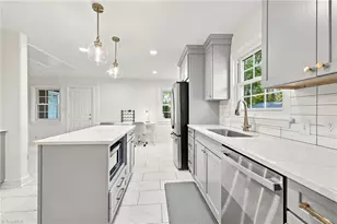 619 Gatewood Ave, High Point, NC 27262 - Photo 9