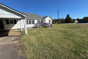 510 E King St, King, NC 27021 - Photo 37