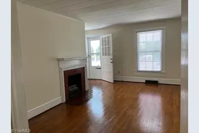 636 Lindsey Street, Reidsville, NC 27320 - Photo 7