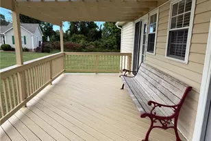 1503 Manora Ct, High Point, NC 27265 - Photo 27