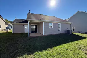 4018 Leak Creek Ct, Winston-Salem, NC 27127 - Photo 15