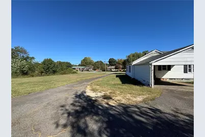 510 E King Street, King, NC 27021 - Photo 15