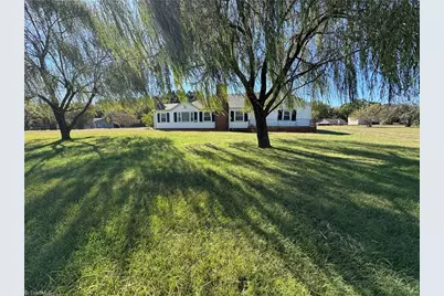 510 E King Street, King, NC 27021 - Photo 9