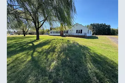 510 E King Street, King, NC 27021 - Photo 3