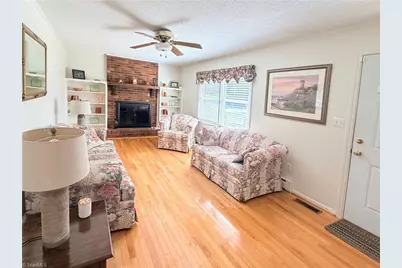 418 Cloverdale Lane, Wilkesboro, NC 28697 - Photo 9
