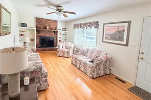 418 Cloverdale Ln, Wilkesboro, NC 28697 - Photo 9