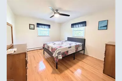 418 Cloverdale Lane, Wilkesboro, NC 28697 - Photo 17