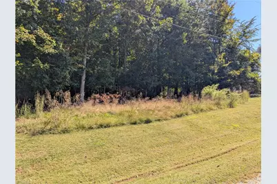 170 Spring Hollow Road, High Point, NC 27262 - Photo 3