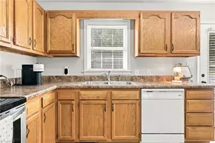 398 Goldenrod Ln, Lexington, NC 27295 - Photo 25