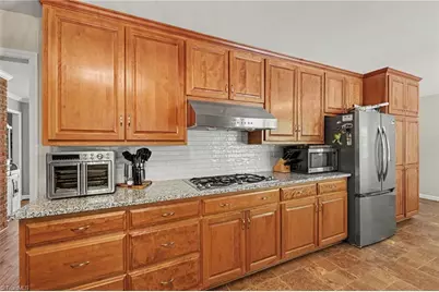 1100 Wolf Rock Road, Walnut Cove, NC 27052 - Photo 9