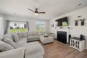 1993 Watkins Landing Dr, Kernersville, NC 27284 - Photo 9