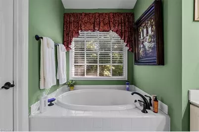 4200 Brentonshire Lane, High Point, NC 27265 - Photo 31