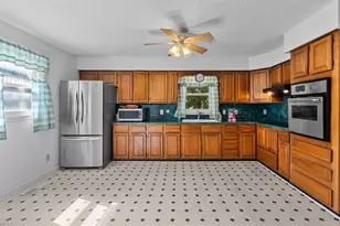 7739 Eversfield Rd, Summerfield, NC 27358 - Photo 5