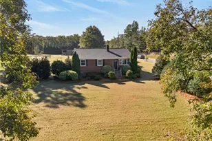 2833 Kivett Dr, Greensboro, NC 27407 - Photo 25