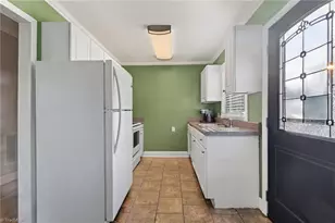 2833 Kivett Dr, Greensboro, NC 27407 - Photo 5