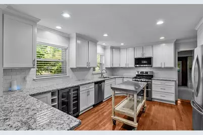 1103 N Peace Haven Road, Winston-Salem, NC 27104 - Photo 9