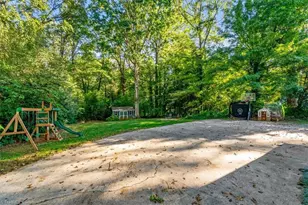 1103 N Peace Haven Rd, Winston-Salem, NC 27104 - Photo 31