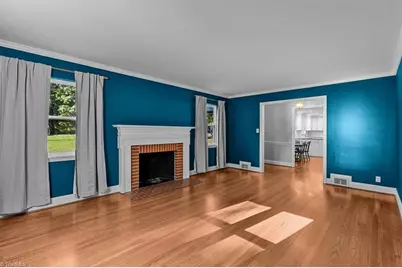 1103 N Peace Haven Road, Winston-Salem, NC 27104 - Photo 5