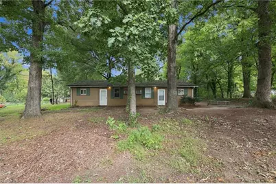 635 Voss Street, Winston-Salem, NC 27105 - Photo 1