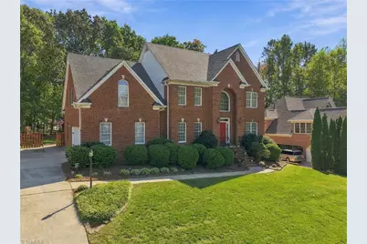 4001 Friendly Acres Drive, Greensboro, NC 27410 - Photo 3