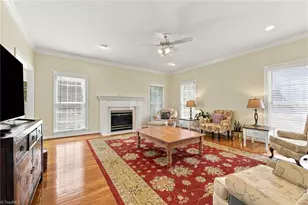 4001 Friendly Acres Dr, Greensboro, NC 27410 - Photo 11