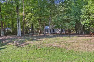 1402 Sundown Dr, Mebane, NC 27302 - Photo 9