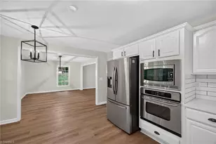5550 Overlook Cir, Winston-Salem, NC 27105 - Photo 21
