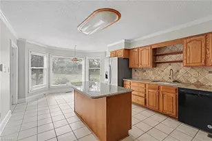 5509 Rutledge Dr, Greensboro, NC 27455 - Photo 11