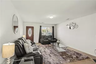3996 Foliage Dr, Winston-Salem, NC 27101 - Photo 9
