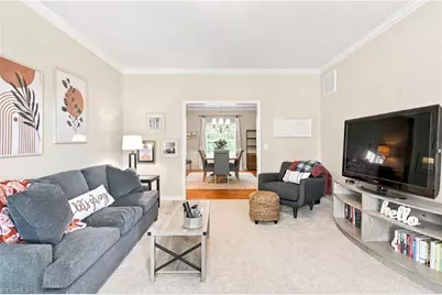 7620 Sterlingshire Drive, Greensboro, NC 27409 - Photo 11