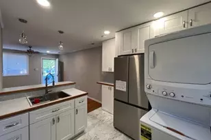 1803 Villa Dr, Greensboro, NC 27403 - Photo 7