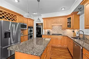 4209 Hollowoak Ct, Winston-Salem, NC 27104 - Photo 7