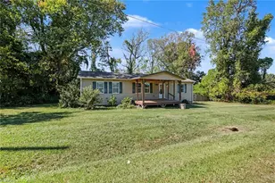 7827 Sutter Rd, Greensboro, NC 27455 - Photo 7