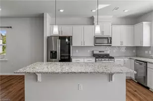 821 Falls Grove Trl, High Point, NC 27265 - Photo 15