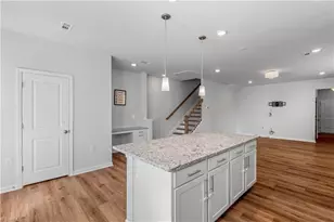 821 Falls Grove Trl, High Point, NC 27265 - Photo 21