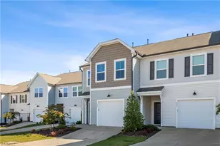 821 Falls Grove Trl, High Point, NC 27265 - Photo 3