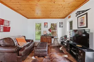 2226 Nc Hwy 268, Pilot Mountain, NC 27041 - Photo 31