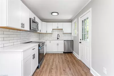 609 Maynard Avenue, Durham, NC 27704 - Photo 9