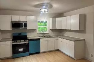 516 Twin Oak Ct, High Point, NC 27260 - Photo 5