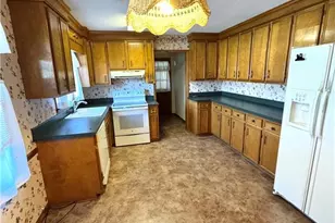 1042 Fairweather Dr, Kernersville, NC 27284 - Photo 5