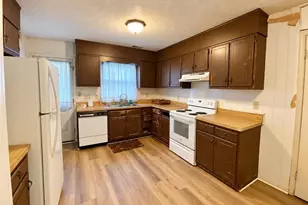 3200 Glen Hollow Rd, Greensboro, NC 27407 - Photo 7