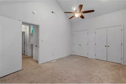 306 N Lindell Road #E, Greensboro, NC 27403 - Photo 25