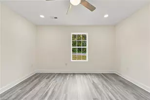 1524 McGuinn Dr, High Point, NC 27262 - Photo 25