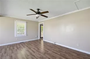 5135 Harvey Rd, Jamestown, NC 27282 - Photo 5