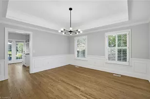 414 Fisher Park Cir, Greensboro, NC 27401 - Photo 13