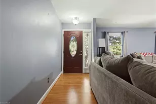 406 Spring Rd, Jamestown, NC 27282 - Photo 7