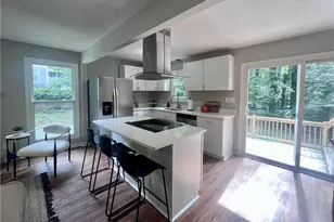 6536 Creek Run Rd, Walkertown, NC 27051 - Photo 5
