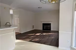 2012 Treyburn Ln, High Point, NC 27265 - Photo 5