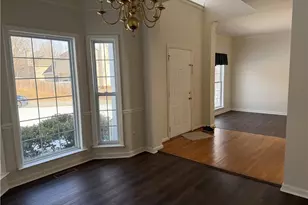 2012 Treyburn Ln, High Point, NC 27265 - Photo 3