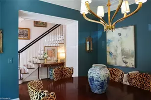 1108 Dover Rd, Greensboro, NC 27408 - Photo 9